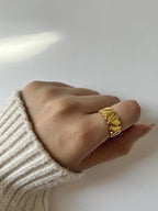 A Lady’s Secret Ring