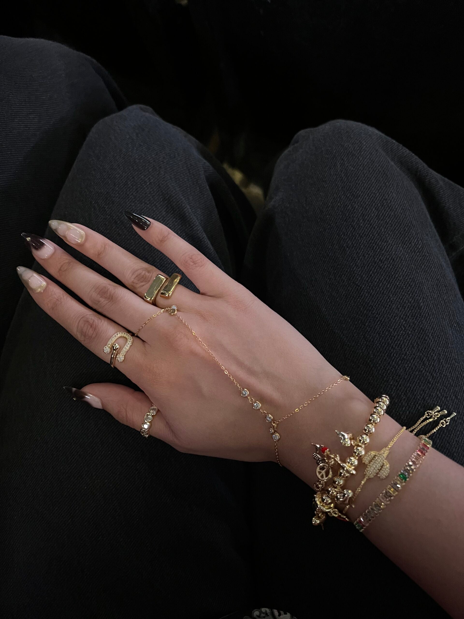 Velvet Era Hand Chain