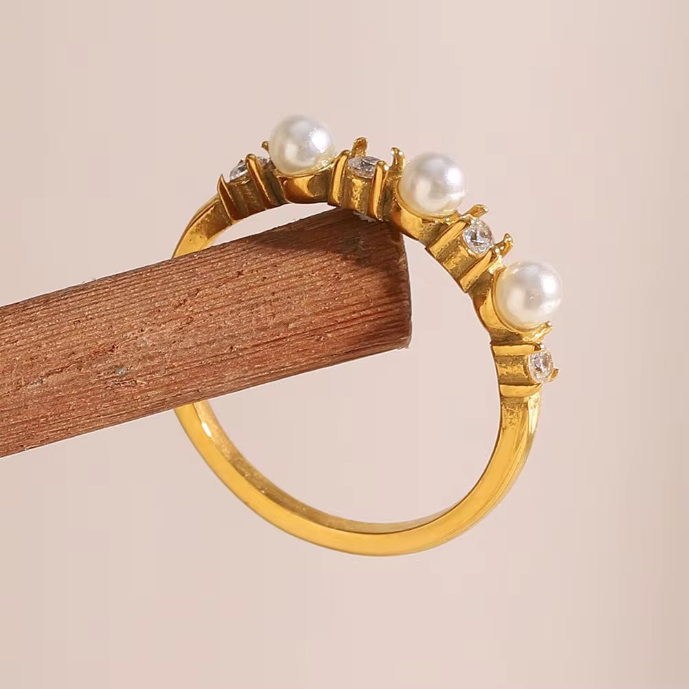 Pearl Arc Ring